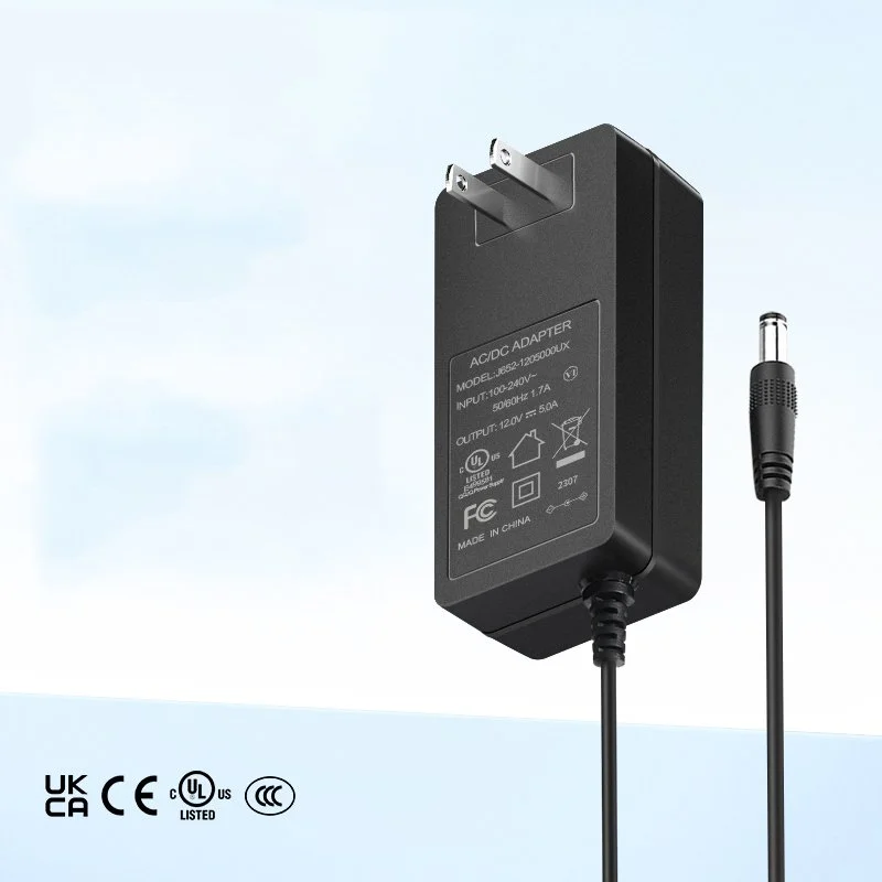 12V 5A Divara quraşdırılmış güc adapteri