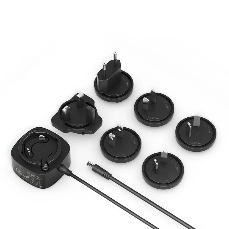 5V 2.5A Dəyişdirilə bilən Plug Power Adapter